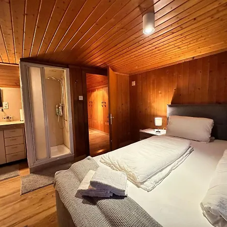 Alpina 2 Apartment *